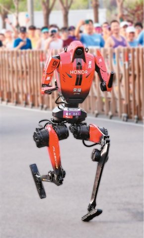 ���λ����ˣ��й�Ӳ�Ƽ�����Ƭ